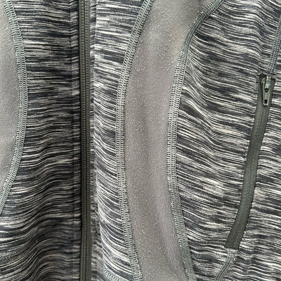 Lululemon 1st Edition Stride Fitted Activewear Heather Grey/Black Hooded Jacket - Picture 7 of 8